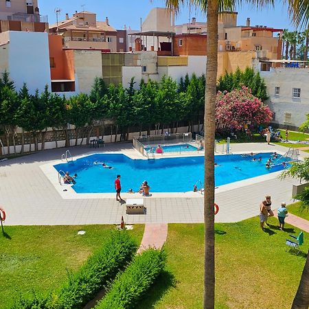 Estudio Vip Mediterraneo - Alojamientos La Torre Torre Del Mar Bagian luar foto